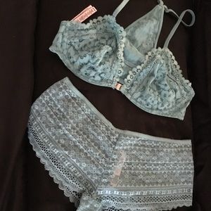 Victoria secret Bradley and panty.